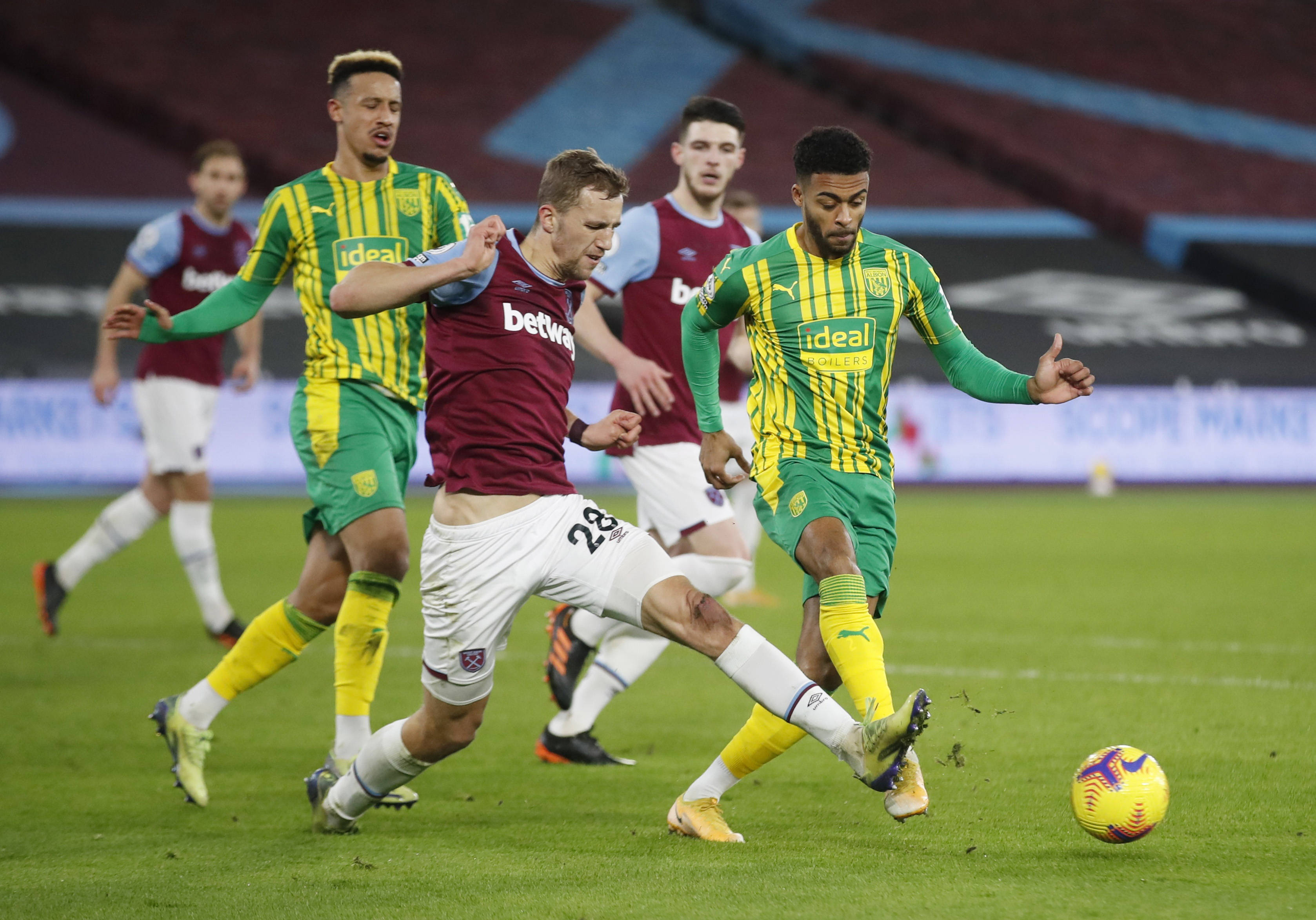 中场控球能 中场控球能